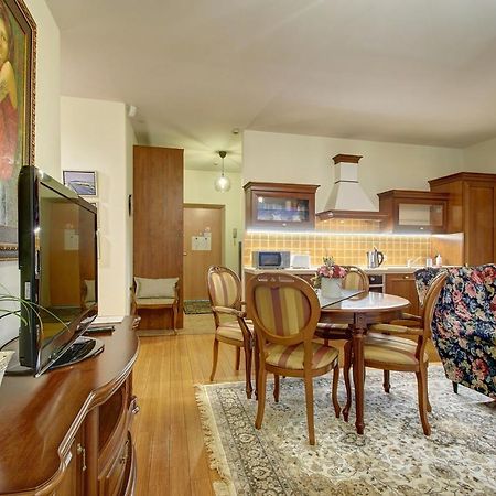 Helios 19 Luxury Vilnius Apartment Buitenkant foto