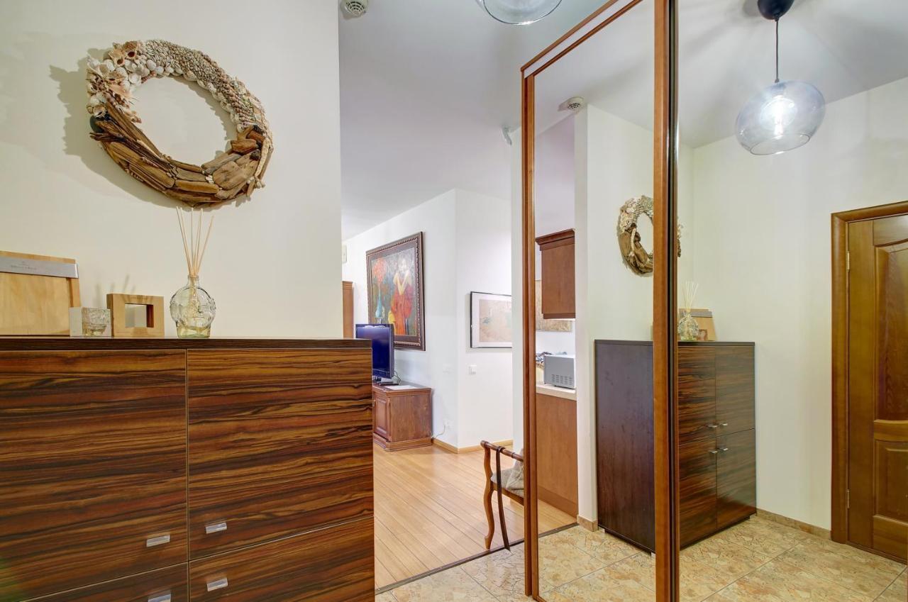 Helios 19 Luxury Vilnius Apartment Buitenkant foto